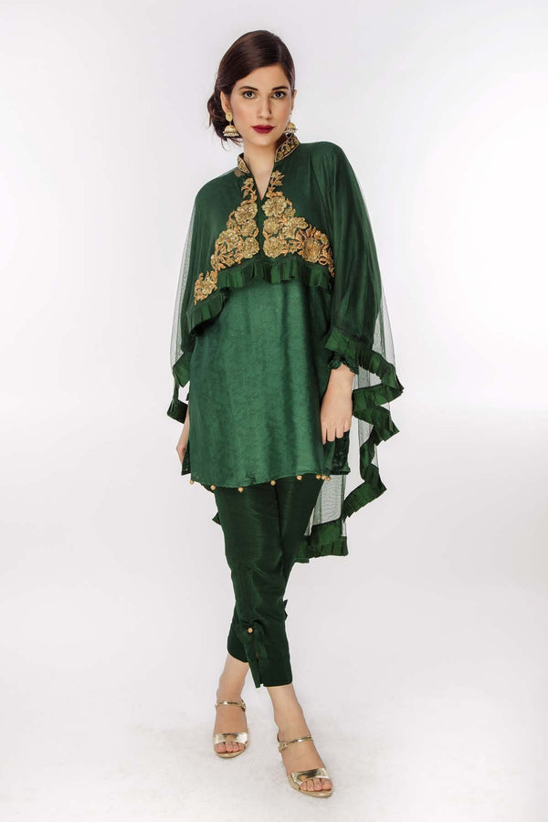 GREEN CAPE NET WITH BODY EMBROIDERY