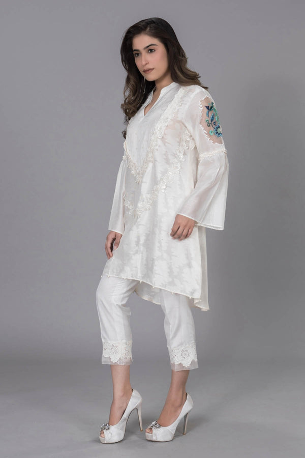 WHITE SELF KHADI COTTON WITH SHOULDER EMBROIDERY